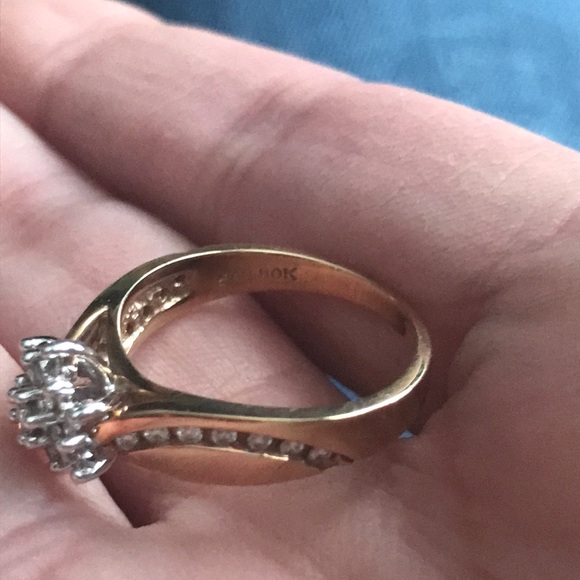 10K cluster engagement ring - Picture 3 of 11